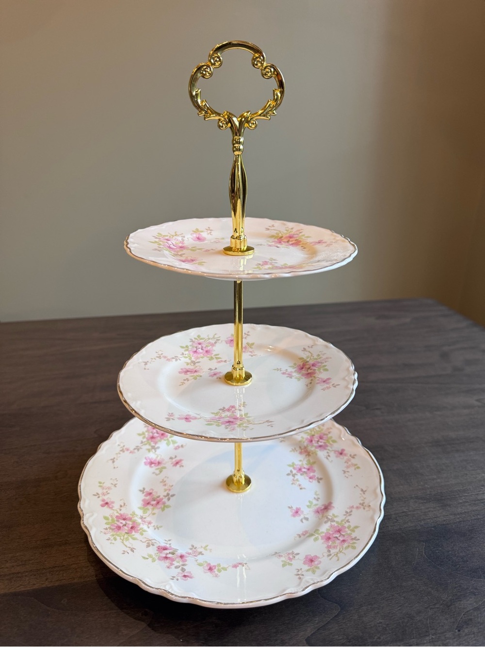 Vintage Radisson 3-Tier Dessert Cake Stand w Gold Hardware